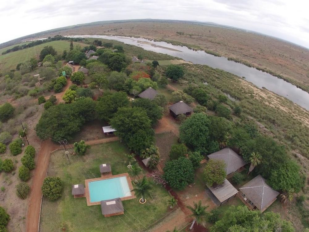 Elephant Walk Retreat Lodge *